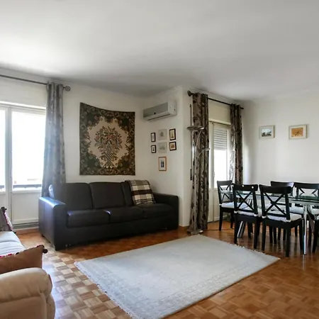 Serene Beachside 1bd Centro Historico